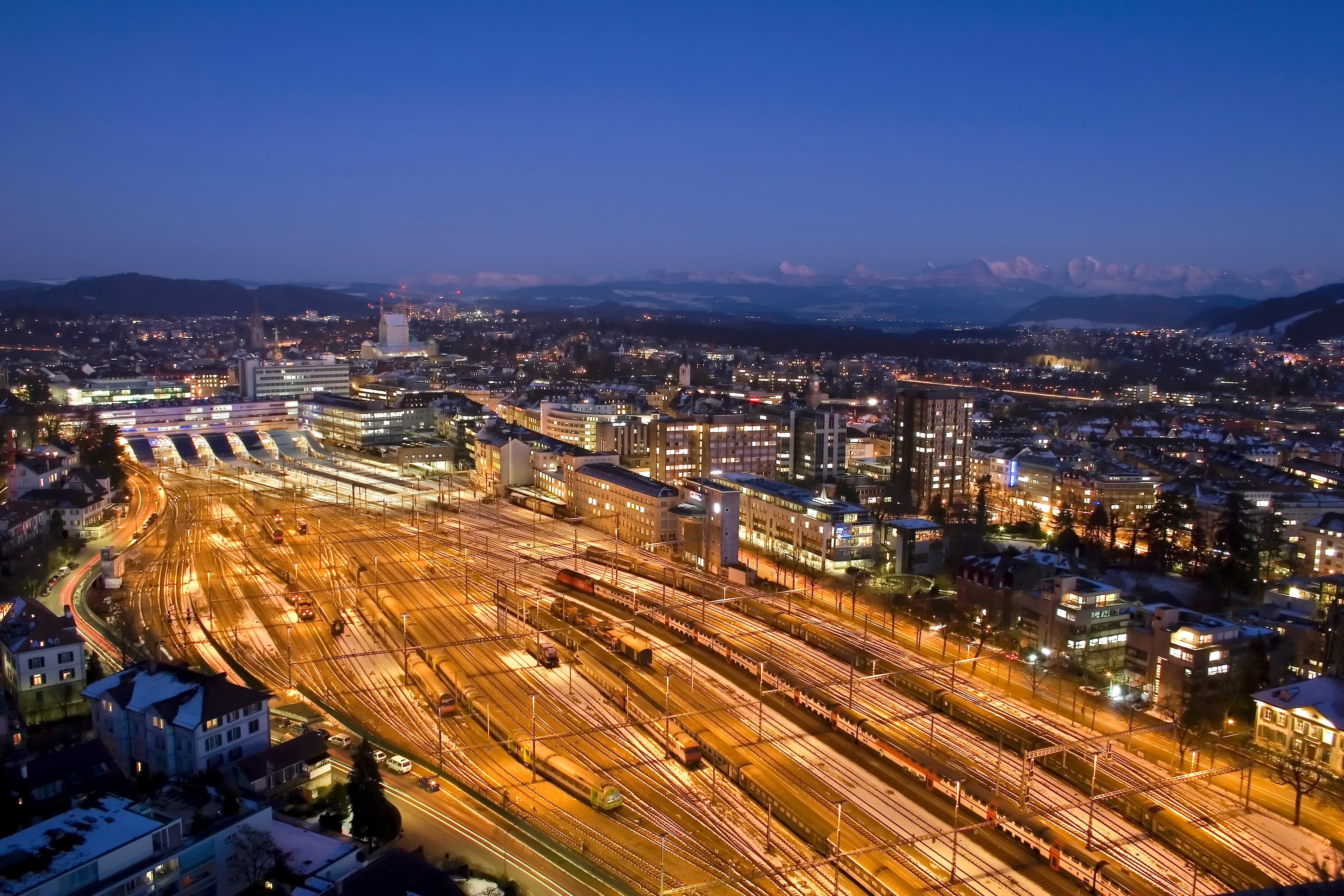 Daten­integration und Lösungen für multimodale Mobilität